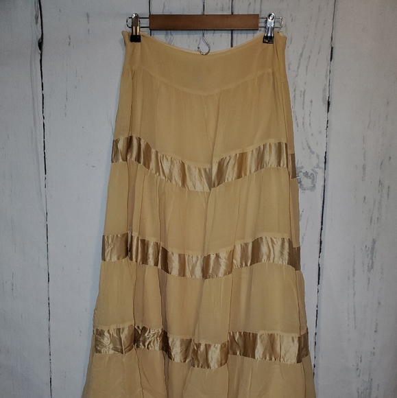 Inc silk skirt - Picture 2 of 3